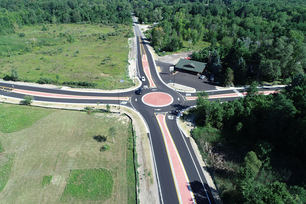 drone photo of the new Pontiac Tr roundabout