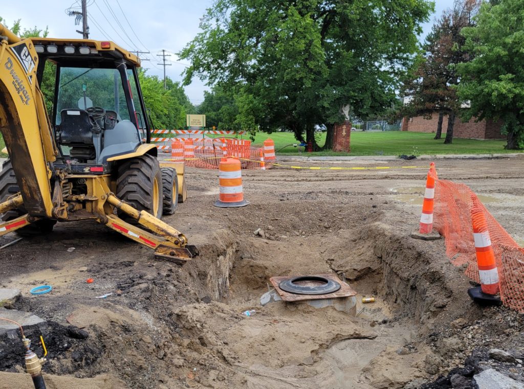 photo of watermain construction