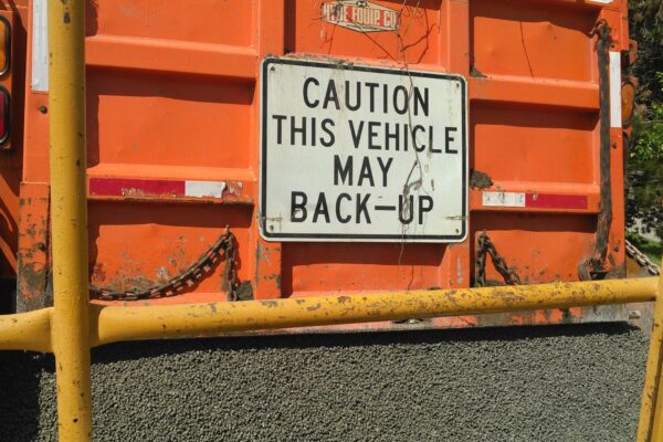 2015_Signs_Vehicle May Back Up